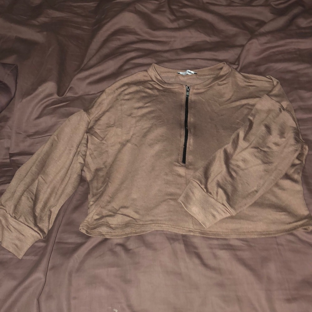 Zipper detailed top